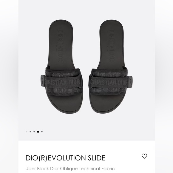 New, authentic DIOR evolution SLIDE
Uber Black Dior Oblique Technical Fabric - Picture 1 of 14
